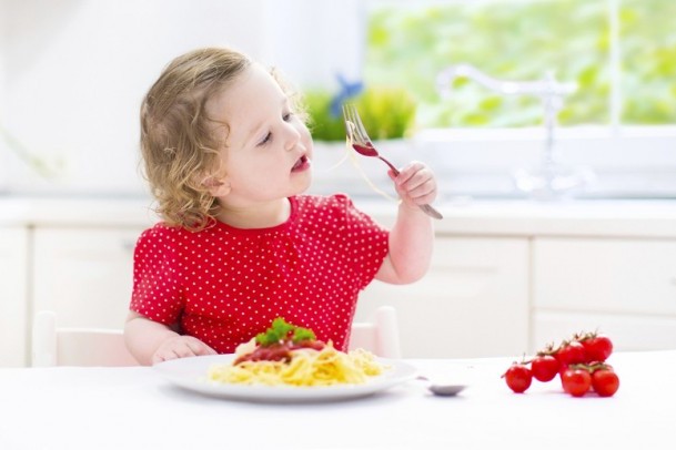 Cuisiner pour votre bébé en variant les aliments